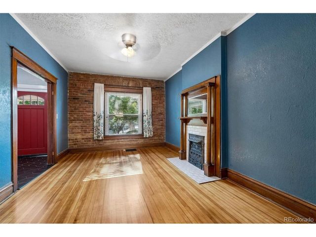 1139 N Downing St, Denver, CO 80218