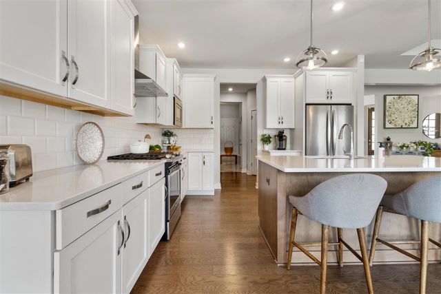 7876 Turning Stone, Kalamazoo, MI 49009