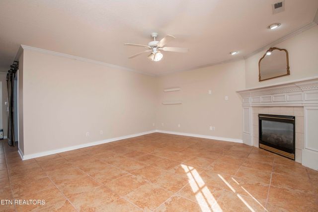 7116 Highland Creek Lane, Knoxville, TN 37931