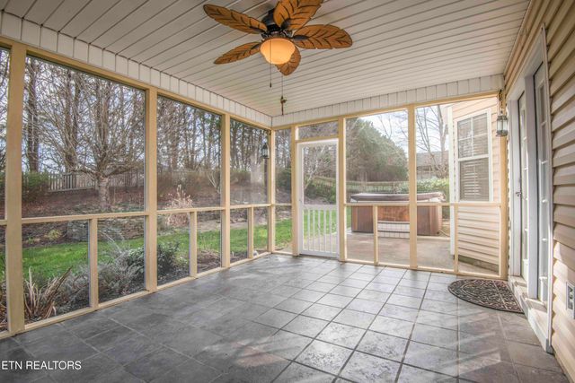 7116 Highland Creek Lane, Knoxville, TN 37931