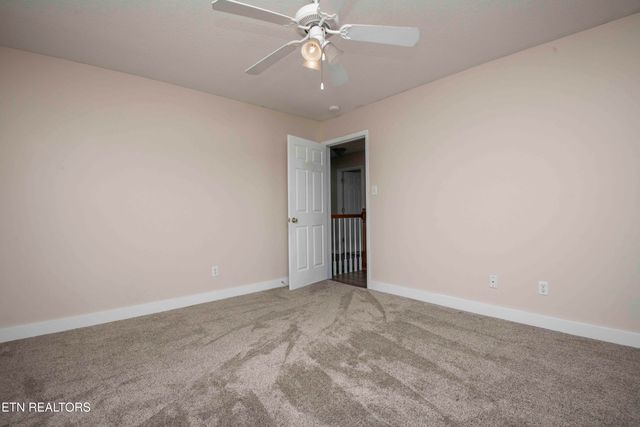 7116 Highland Creek Lane, Knoxville, TN 37931