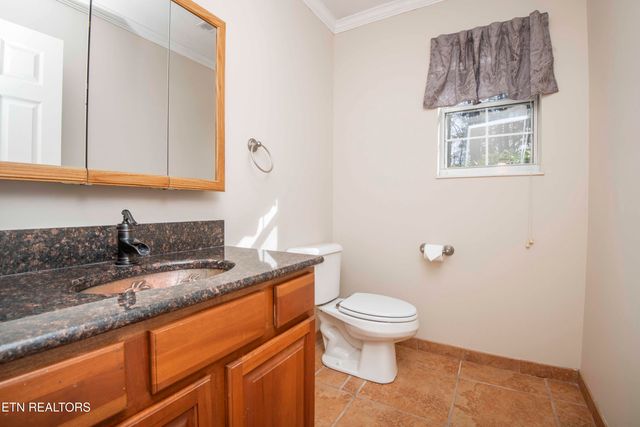 7116 Highland Creek Lane, Knoxville, TN 37931