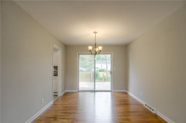 9408 E 81st Terrace, Raytown, MO 64138