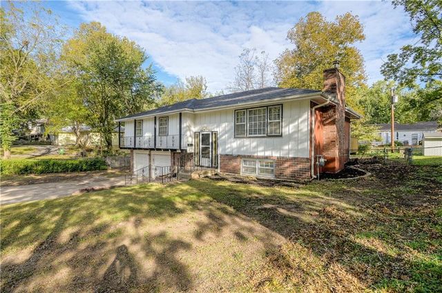 9408 E 81st Terrace, Raytown, MO 64138