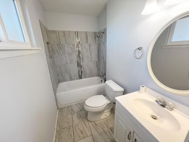 12509 Nambe Avenue NE, Albuquerque, NM 87123