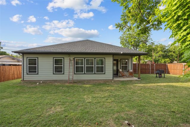 3732 Avenue J, Fort Worth, TX 76105