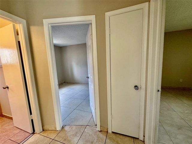 6133 Buchanan Street, Hollywood, FL 33024