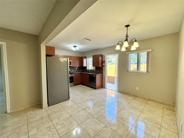 6133 Buchanan Street, Hollywood, FL 33024