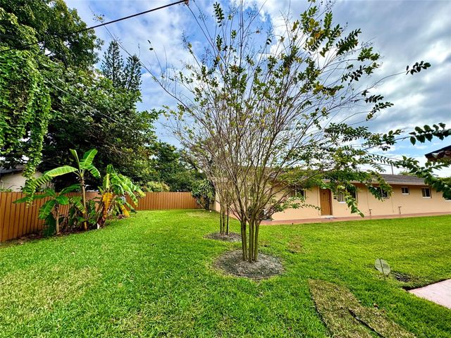 6133 Buchanan Street, Hollywood, FL 33024