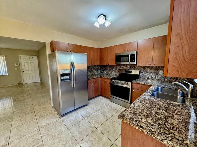 6133 Buchanan Street, Hollywood, FL 33024