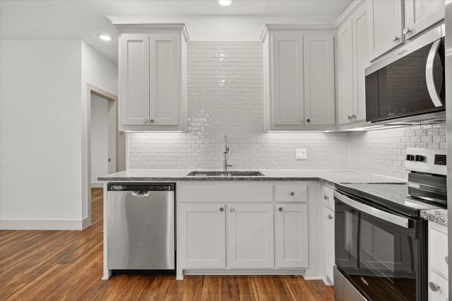 502 E Kimball Street 1, Mansfield, TX 76063