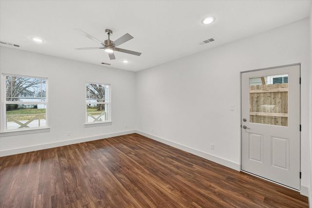 502 E Kimball Street 1, Mansfield, TX 76063