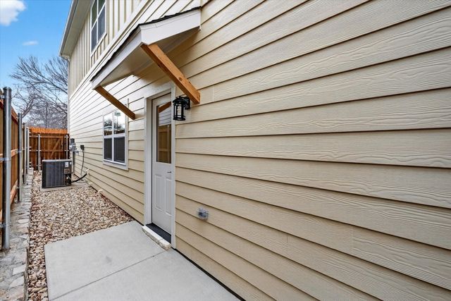 502 E Kimball Street 1, Mansfield, TX 76063