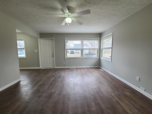 2166 Century Drive, Columbus, OH 43211