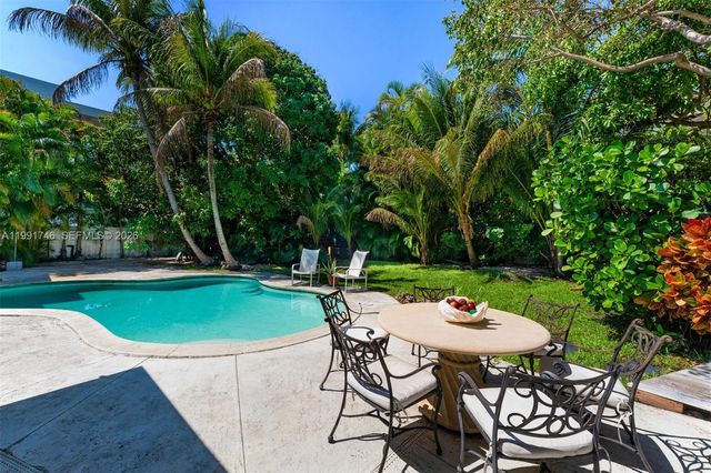 346 Gulf Road, Key Biscayne, FL 33149