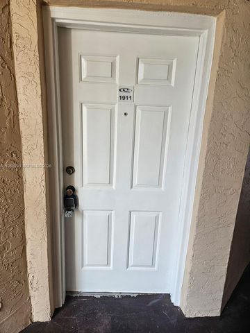 3300 N Pinewalk Dr N 1911, Margate, FL 33063