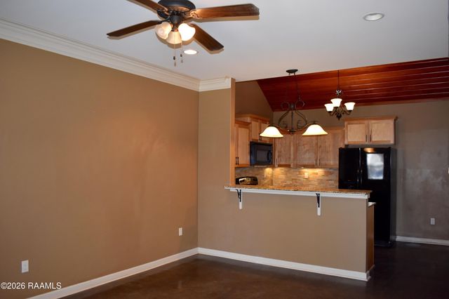 106 Padre Drive, Broussard, LA 70518