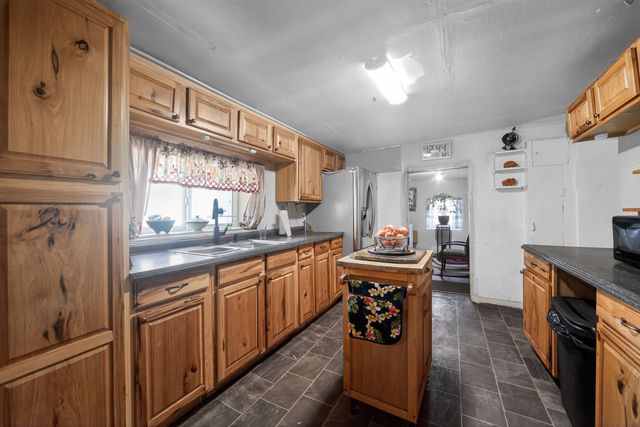 25 Camino De Casimiro, Espanola, NM 87532