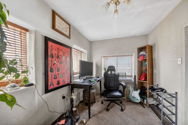 25 Camino De Casimiro, Espanola, NM 87532