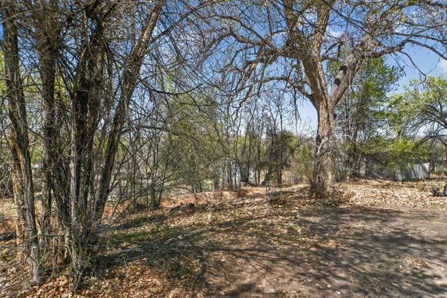 25 Camino De Casimiro, Espanola, NM 87532