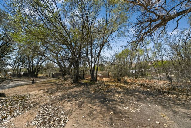 25 Camino De Casimiro, Espanola, NM 87532