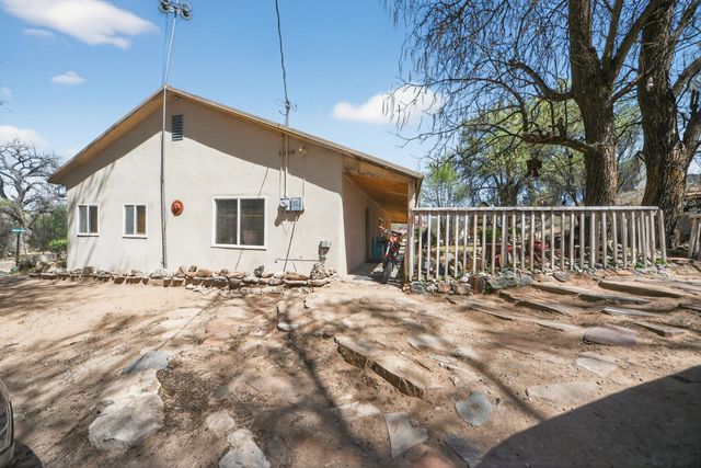 25 Camino De Casimiro, Espanola, NM 87532