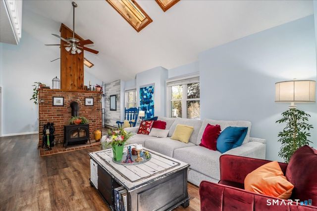 6 Taagan Street, Danbury, CT 06811