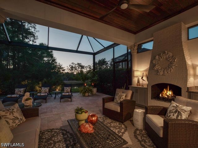 28312 Terrazza LN, Naples, FL 34110