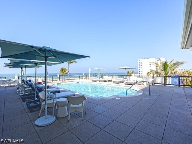 28312 Terrazza LN, Naples, FL 34110