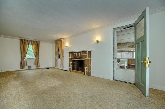 338 Elizabeth Avenue, Chalfant Boro, PA 15112