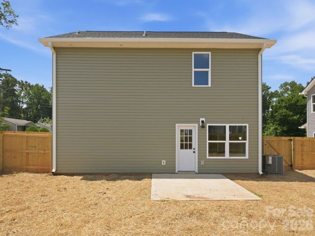 2802 Willow Street, Charlotte, NC 28208