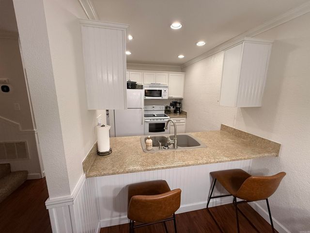 104 Chelsea Dr Apt 13, Fairfield Bay, AR 72088