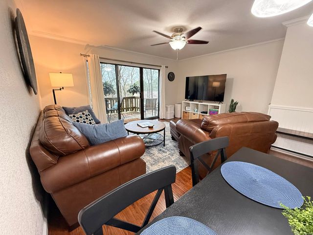 104 Chelsea Dr Apt 13, Fairfield Bay, AR 72088