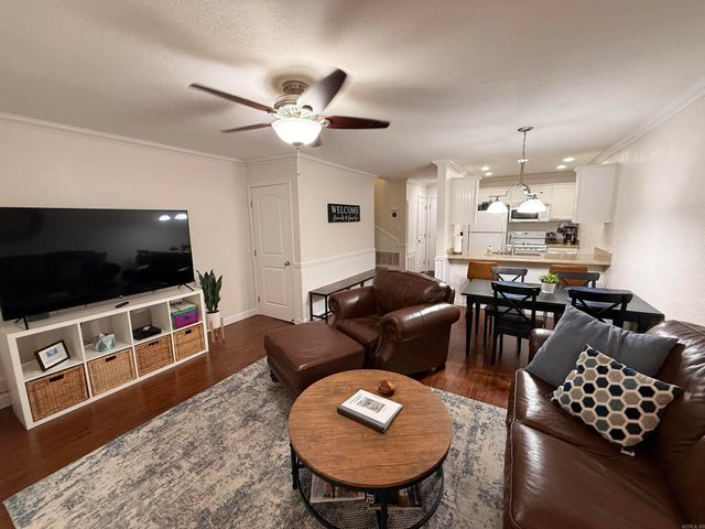 104 Chelsea Dr Apt 13, Fairfield Bay, AR 72088