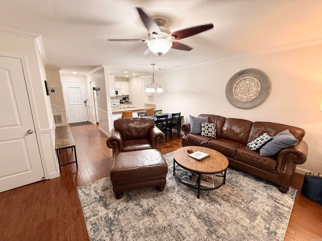 104 Chelsea Dr Apt 13, Fairfield Bay, AR 72088