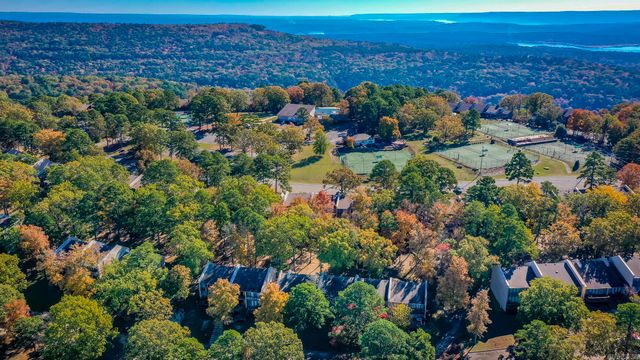 104 Chelsea Dr Apt 13, Fairfield Bay, AR 72088