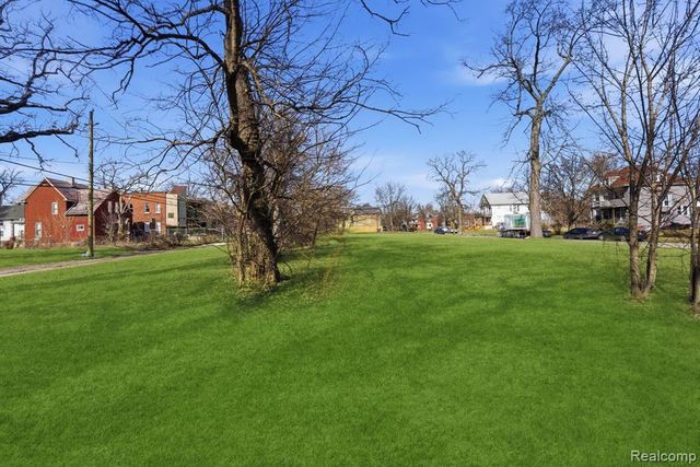 2197 Townsend Street, Detroit, MI 48214