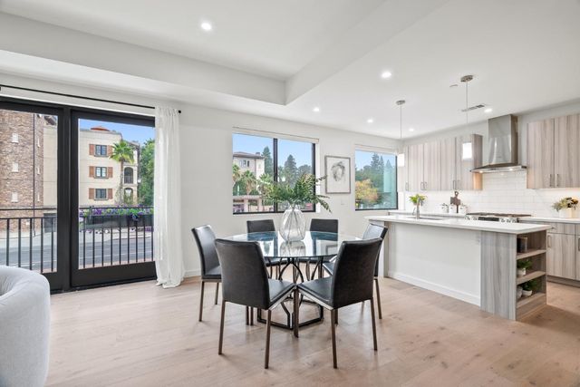 924 Woodside Road, Redwood City, CA 94061