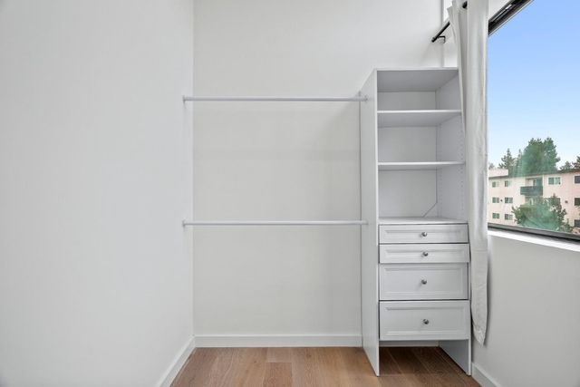 924 Woodside Road, Redwood City, CA 94061