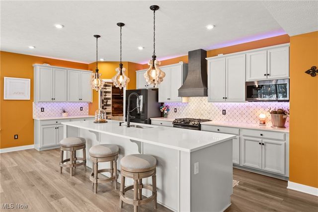 6187 Krystina Run, Lorain, OH 44053