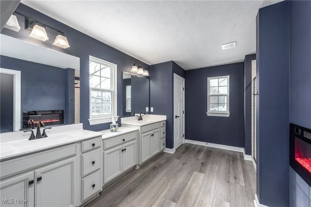 6187 Krystina Run, Lorain, OH 44053