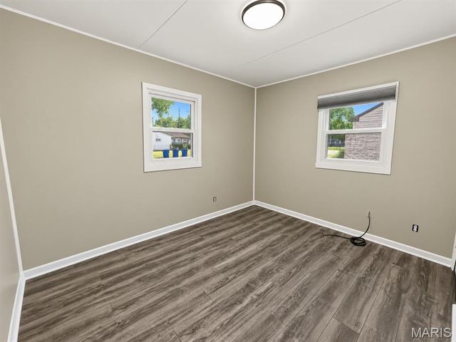 292 S 14th Street, Wood River, IL 62095