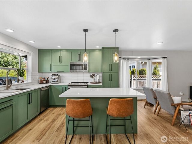 22905 SE 281 Place, Maple Valley, WA 98038