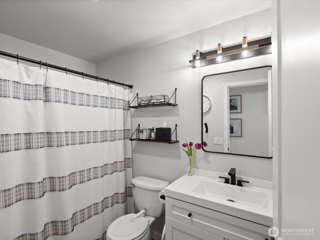 22905 SE 281 Place, Maple Valley, WA 98038