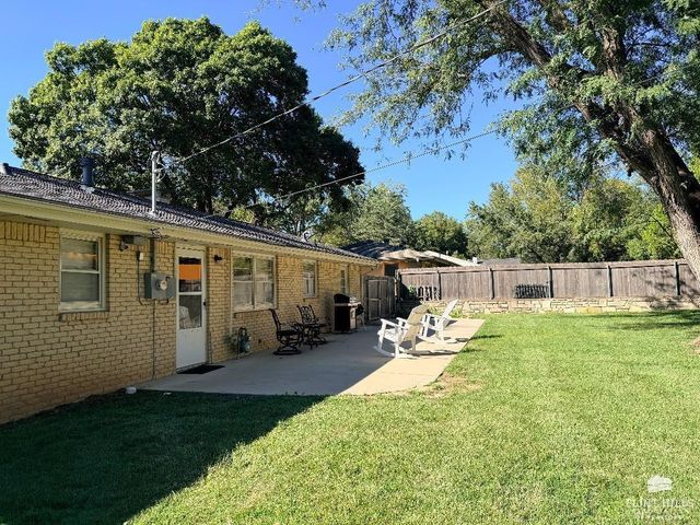 1704 Browning Avenue, Manhattan, KS 66502