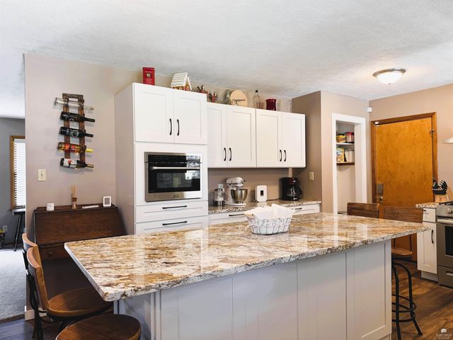 1704 Browning Avenue, Manhattan, KS 66502