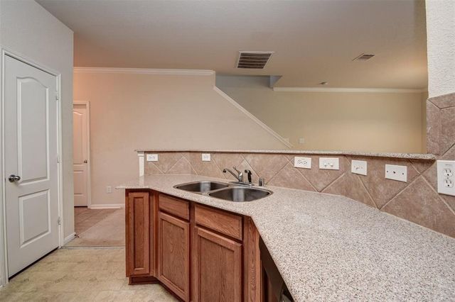 13163 Stratford Skies Lane, Houston, TX 77072