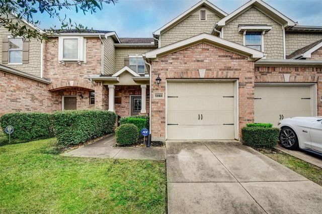 13163 Stratford Skies Lane, Houston, TX 77072