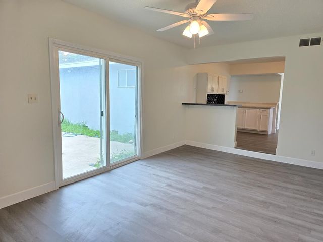 424 W Rialto Avenue, Clovis, CA 93612