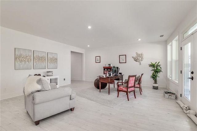 385 Huron Lane, Hoschton, GA 30548